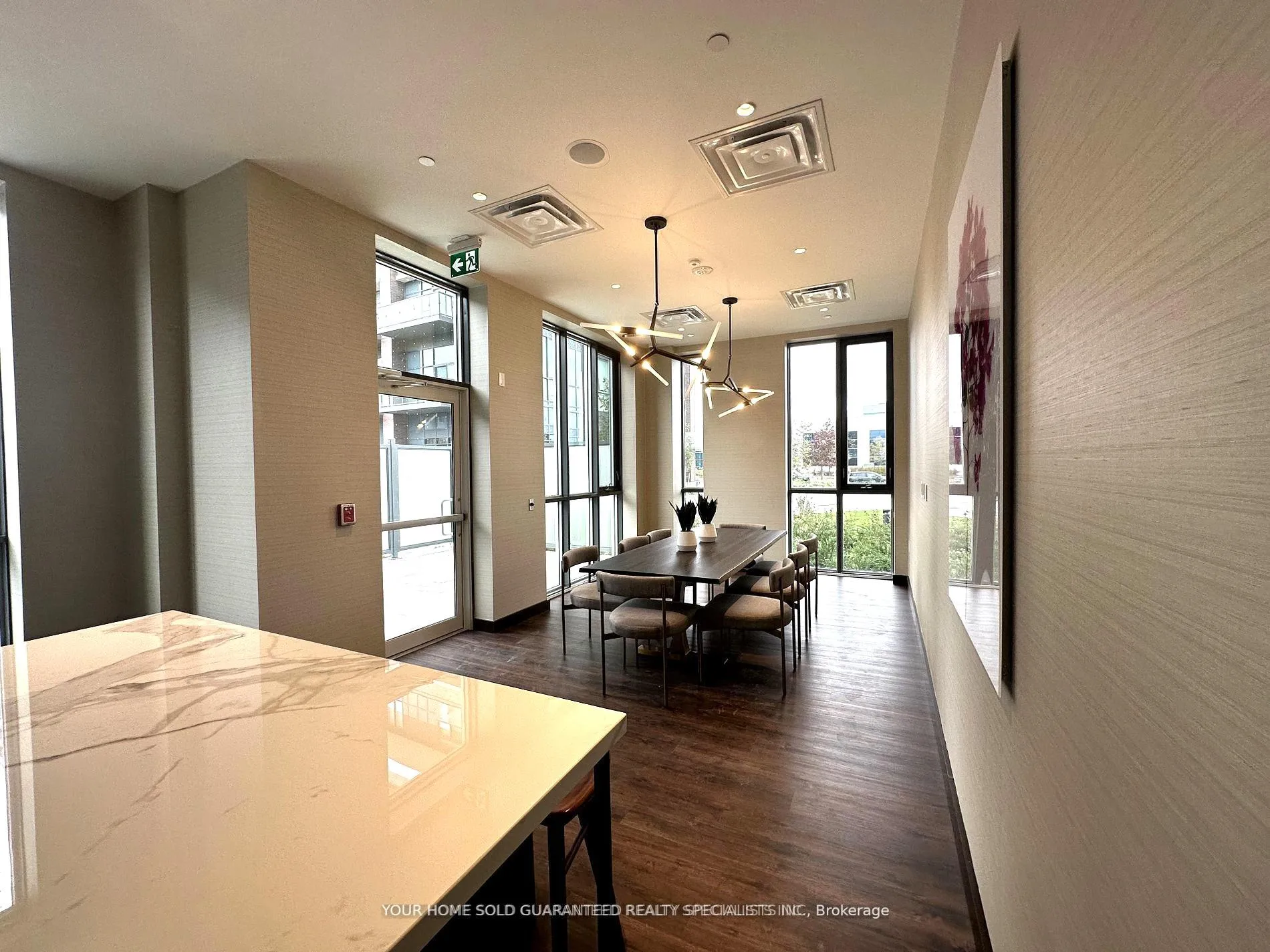 Photo 11 of Unit 1012, 60 Honeycrisp Crescent, Vaughan, Concord — HOMEH