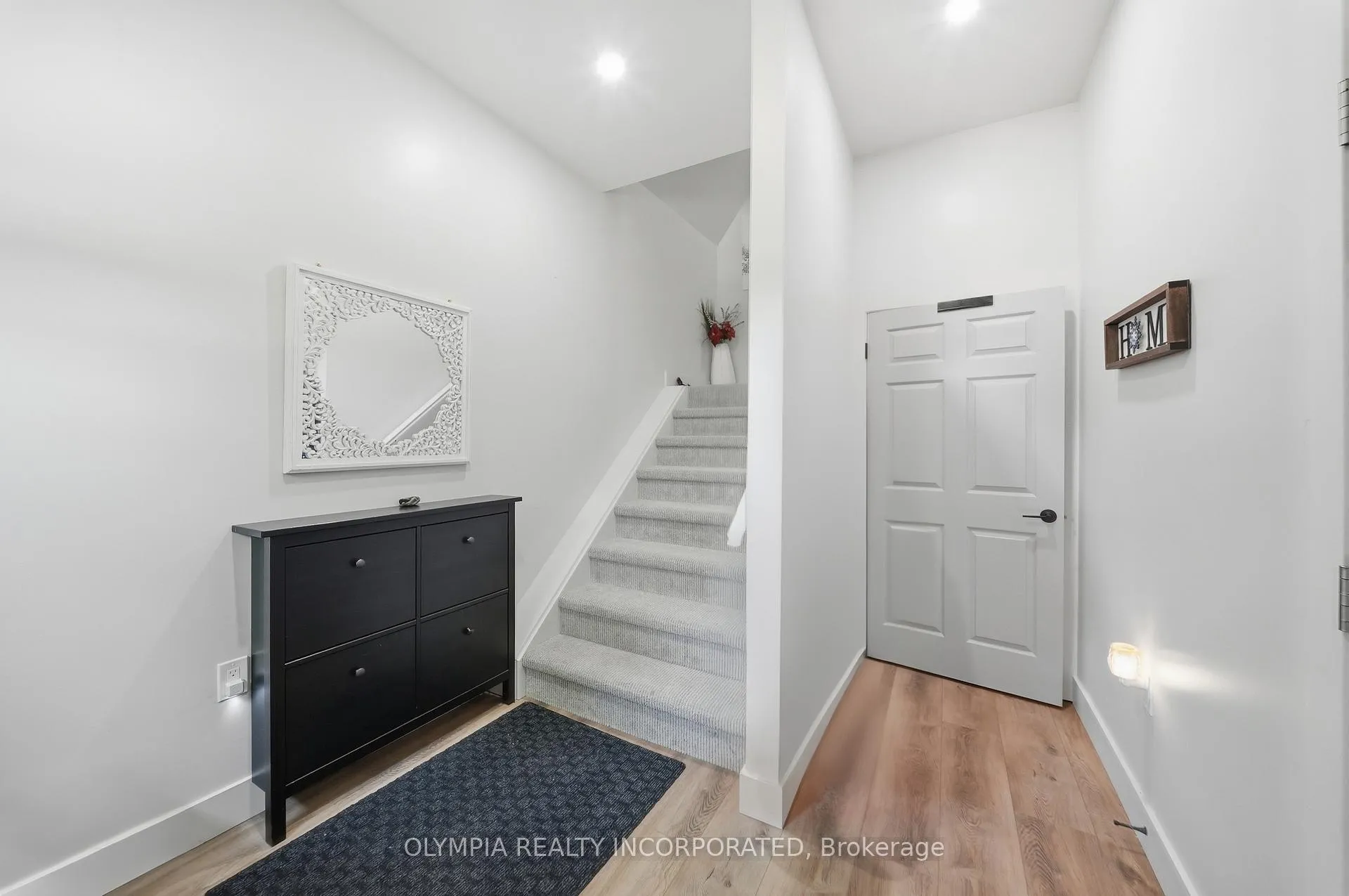 Photo 18 of 8131 Ridge Road, Niagara Falls, Schisler — HOMEH