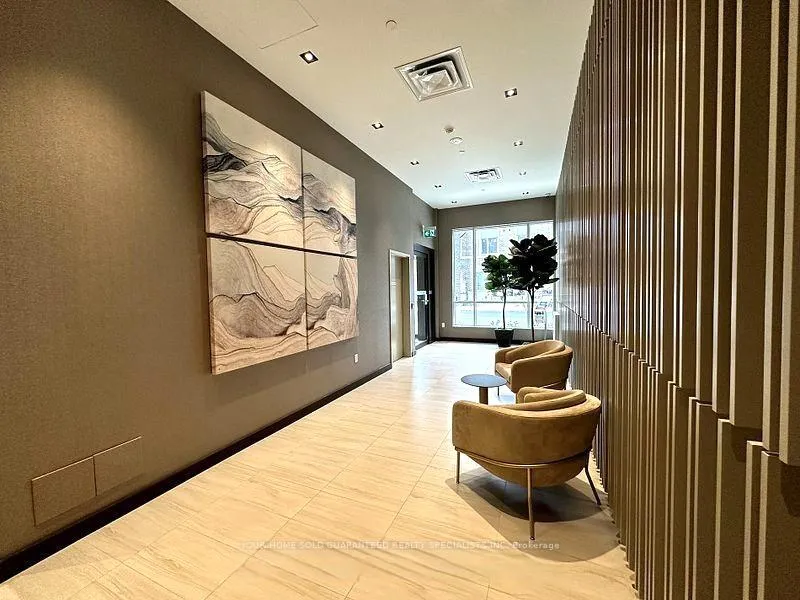 Photo 1 of Unit 1015, 60 Honeycrisp Crescent, Vaughan, Concord — HOMEH