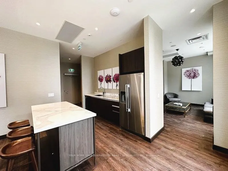 Photo 10 of Unit 1015, 60 Honeycrisp Crescent, Vaughan, Concord — HOMEH