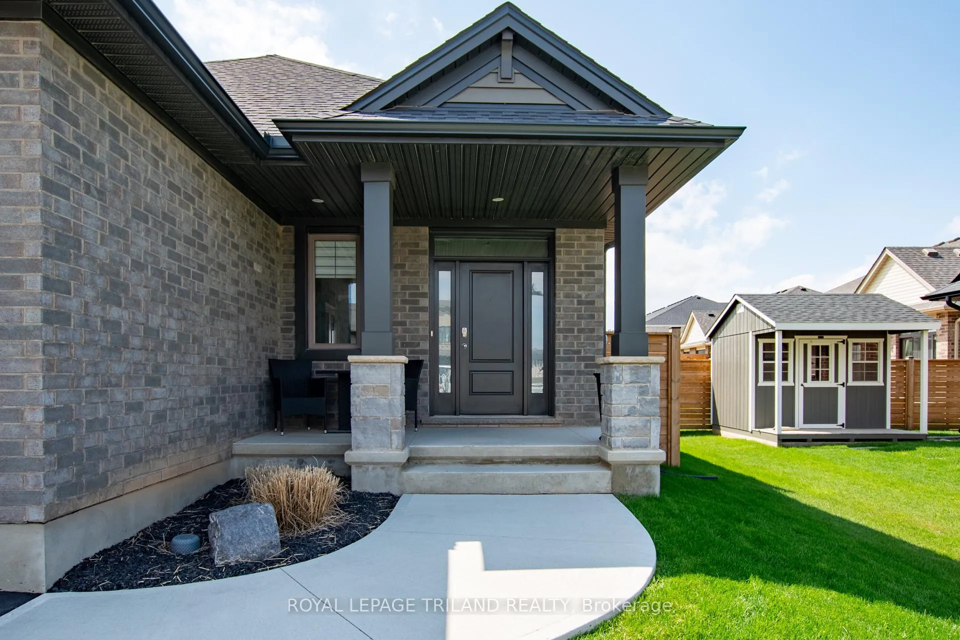 Photo 3 of 252 Renaissance Drive, St. Thomas — HOMEH