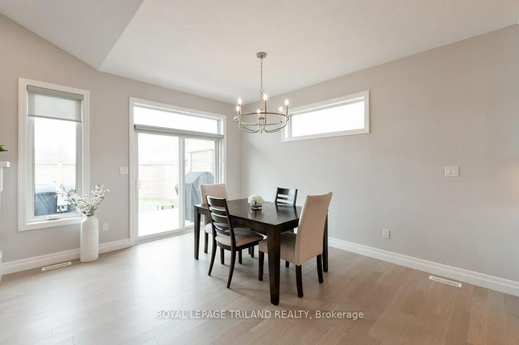 Photo 12 of 252 Renaissance Drive, St. Thomas — HOMEH