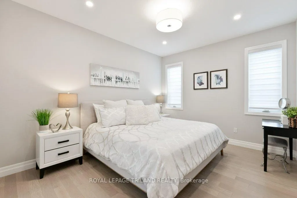 Photo 26 of 252 Renaissance Drive, St. Thomas — HOMEH