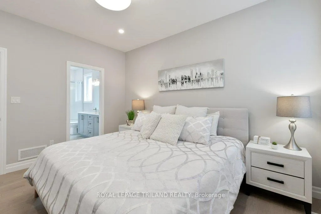 Photo 27 of 252 Renaissance Drive, St. Thomas — HOMEH