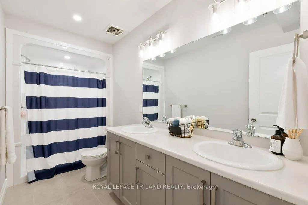 Photo 37 of 252 Renaissance Drive, St. Thomas — HOMEH