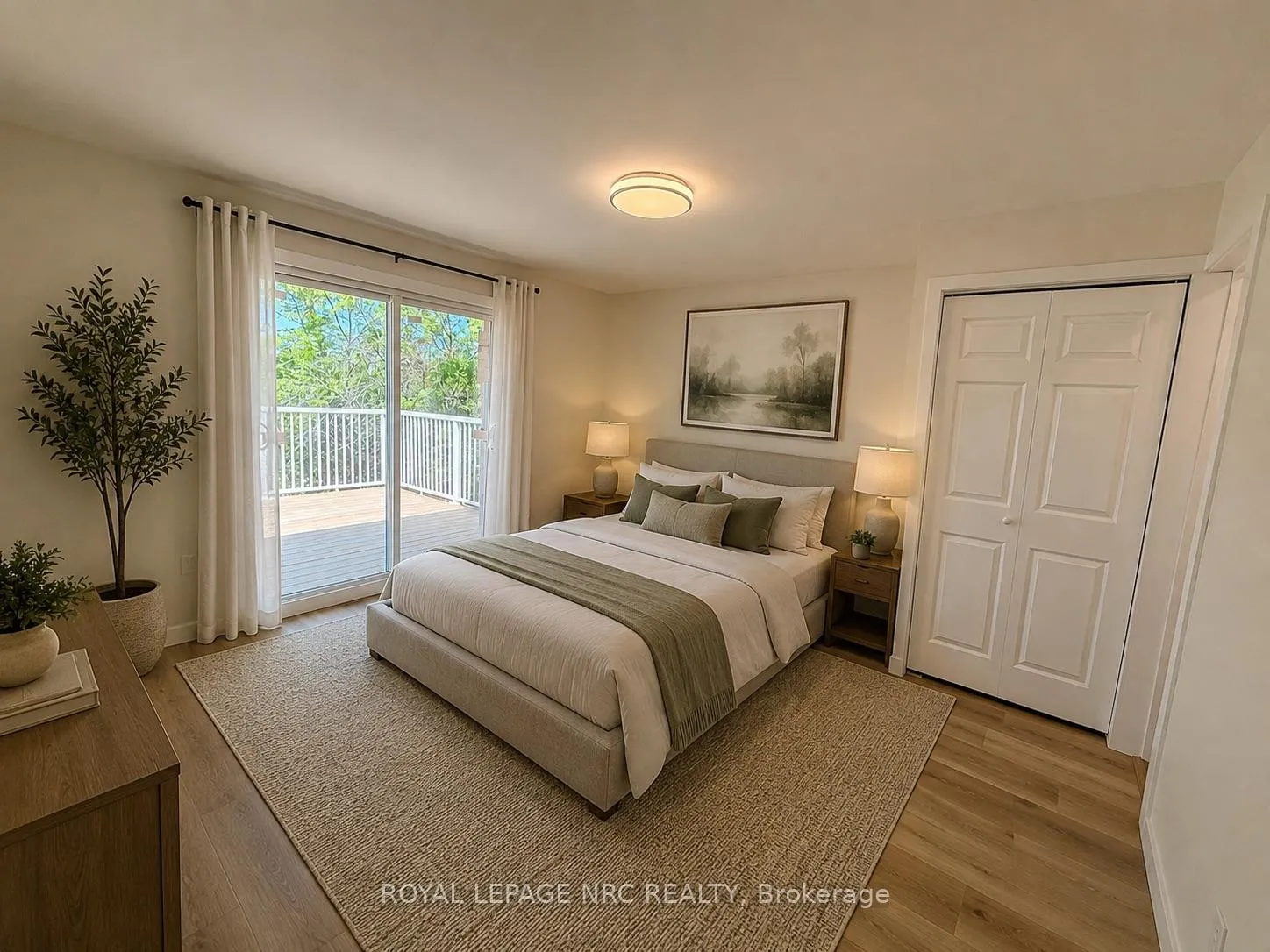 Photo 11 of 10 (Main floor) Dundas Crescent, St. Catharines, Burleigh Hill — HOMEH