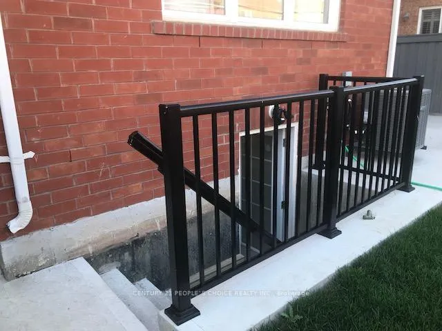 Photo 3 of Unit BSMT, 20 Ridgehaven Court, Brampton, Bram East — HOMEH