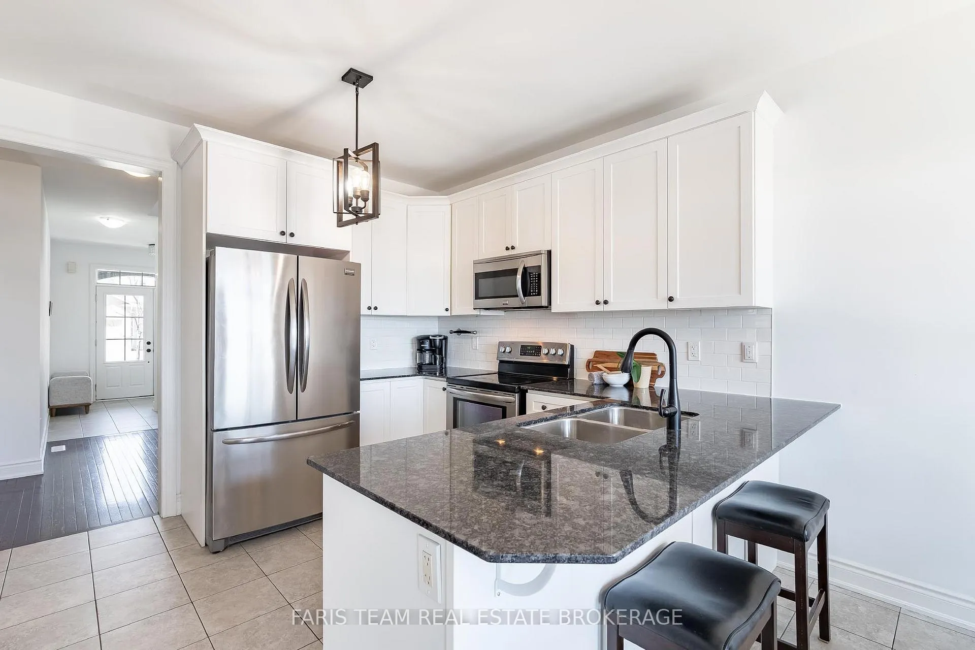 Photo 7 of 3117 Emperor Drive, Orillia — HOMEH