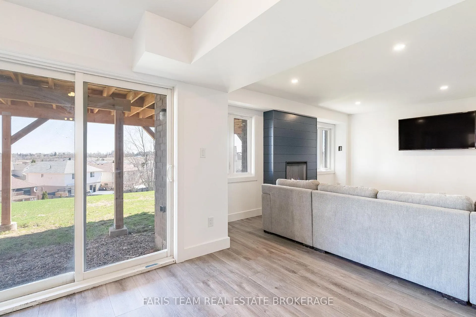 Photo 30 of 3117 Emperor Drive, Orillia — HOMEH