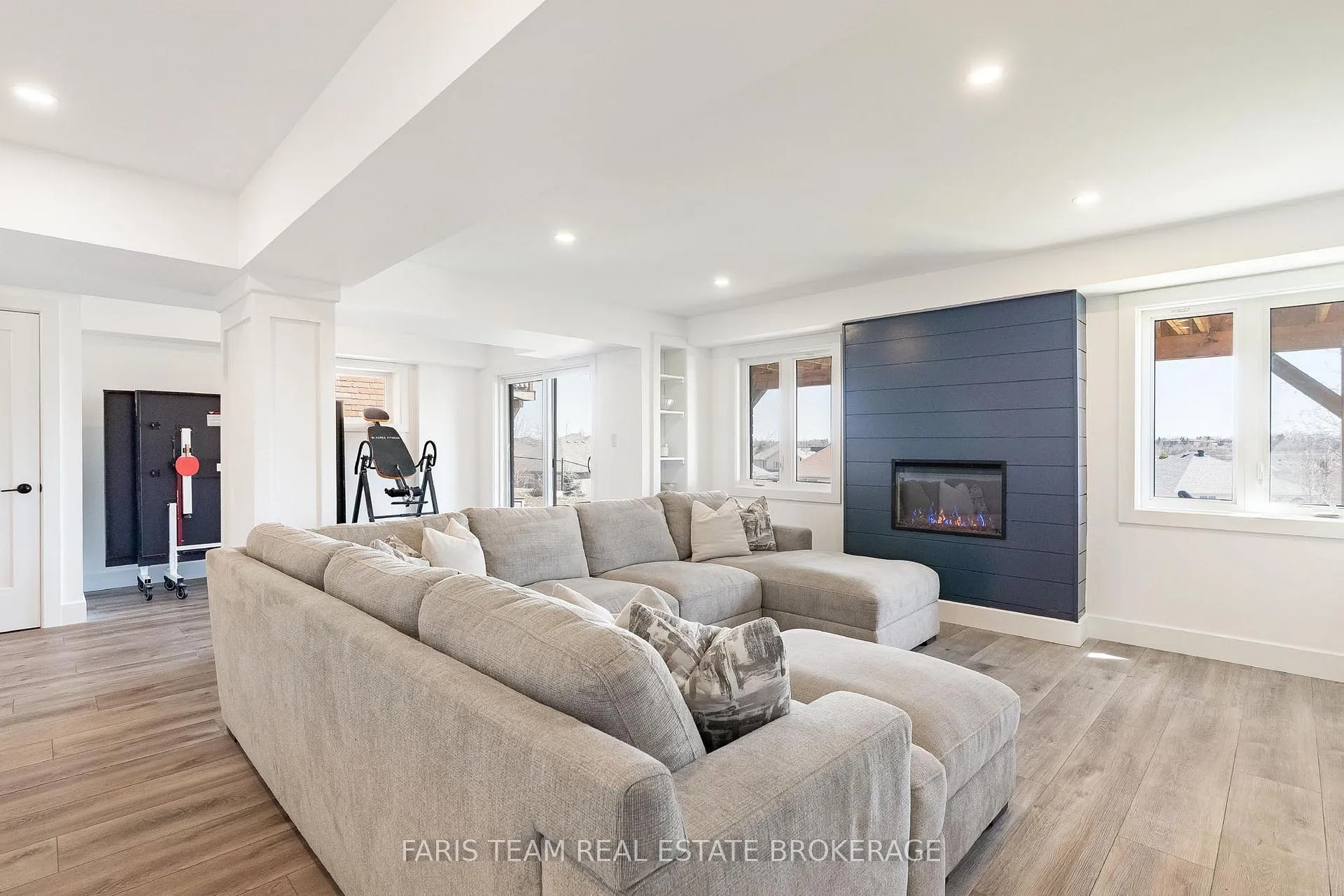 Photo 32 of 3117 Emperor Drive, Orillia — HOMEH