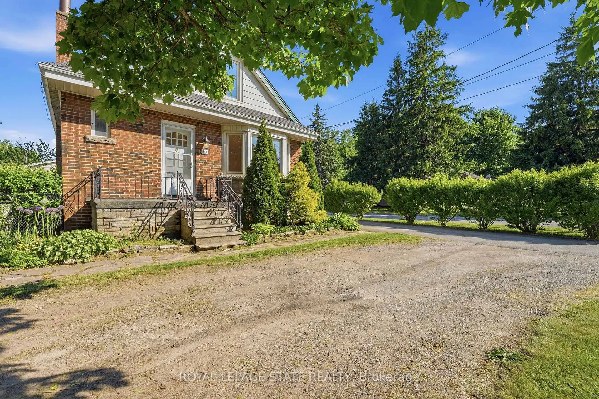 Photo 7 of 352 Parkside Drive, Hamilton, Waterdown — HOMEH