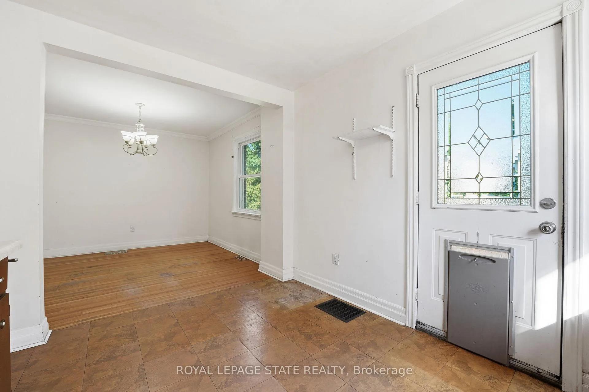 Photo 22 of 352 Parkside Drive, Hamilton, Waterdown — HOMEH