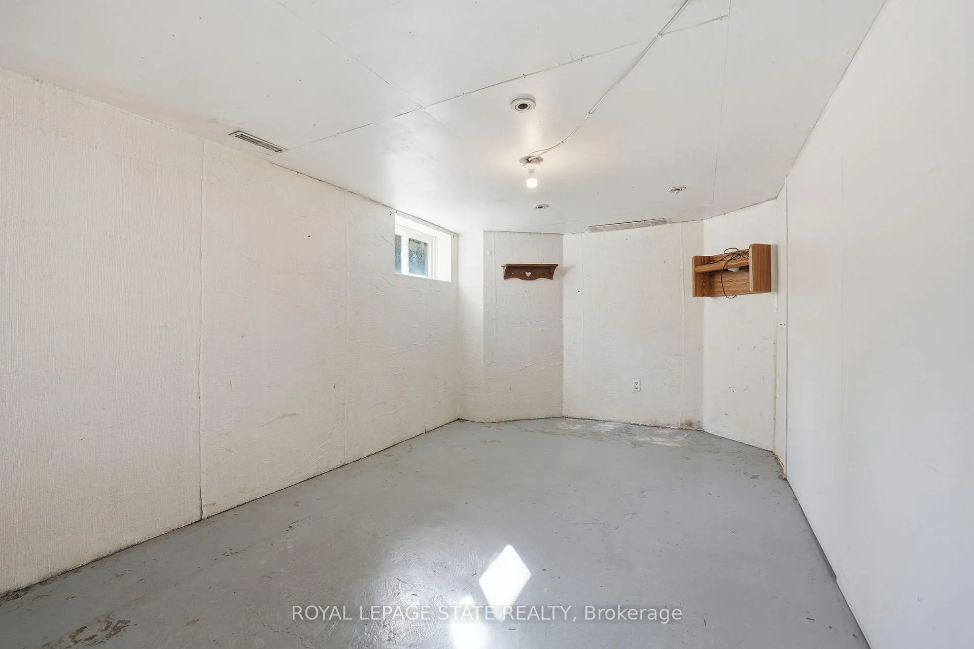Photo 34 of 352 Parkside Drive, Hamilton, Waterdown — HOMEH