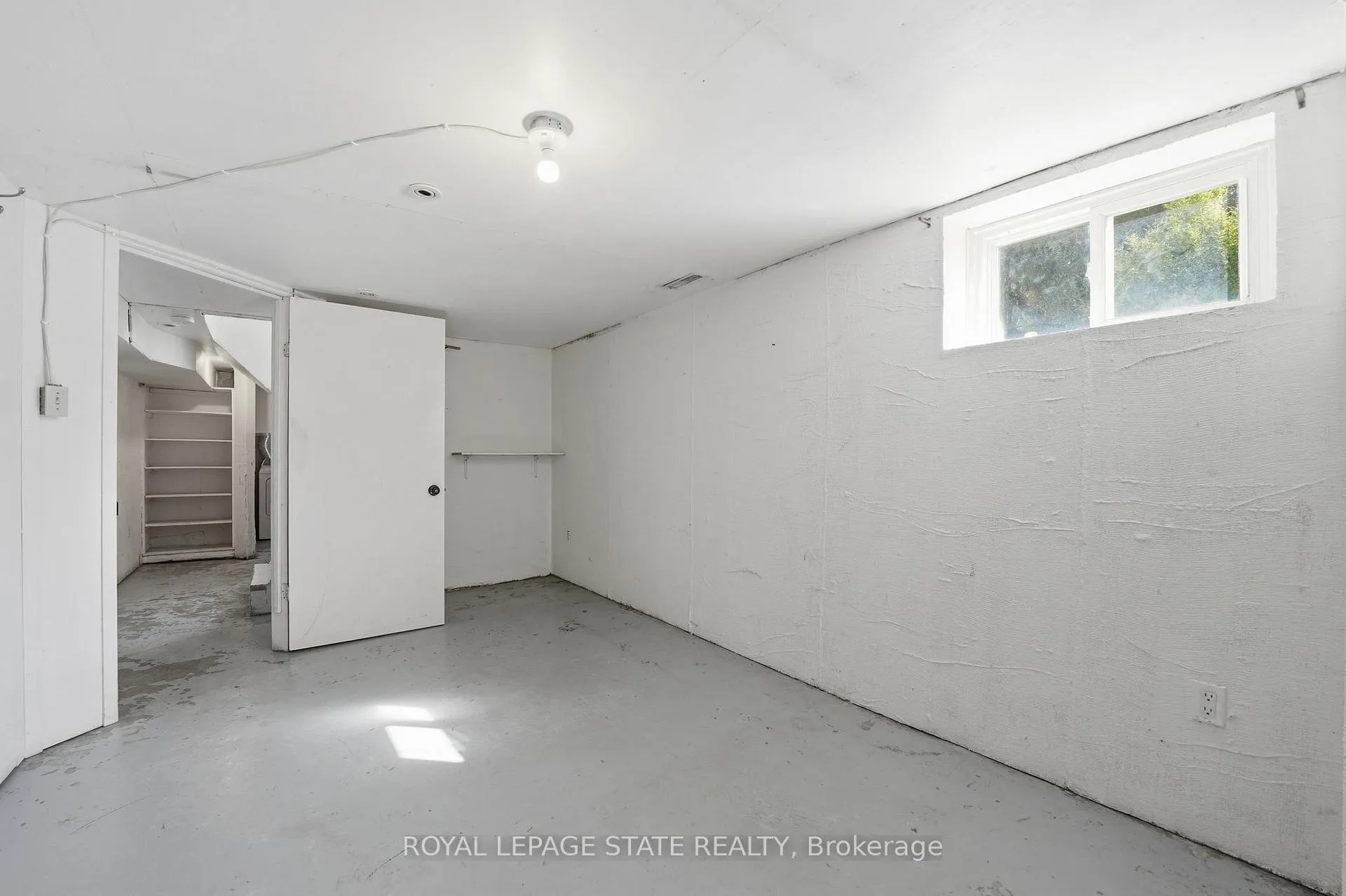 Photo 35 of 352 Parkside Drive, Hamilton, Waterdown — HOMEH