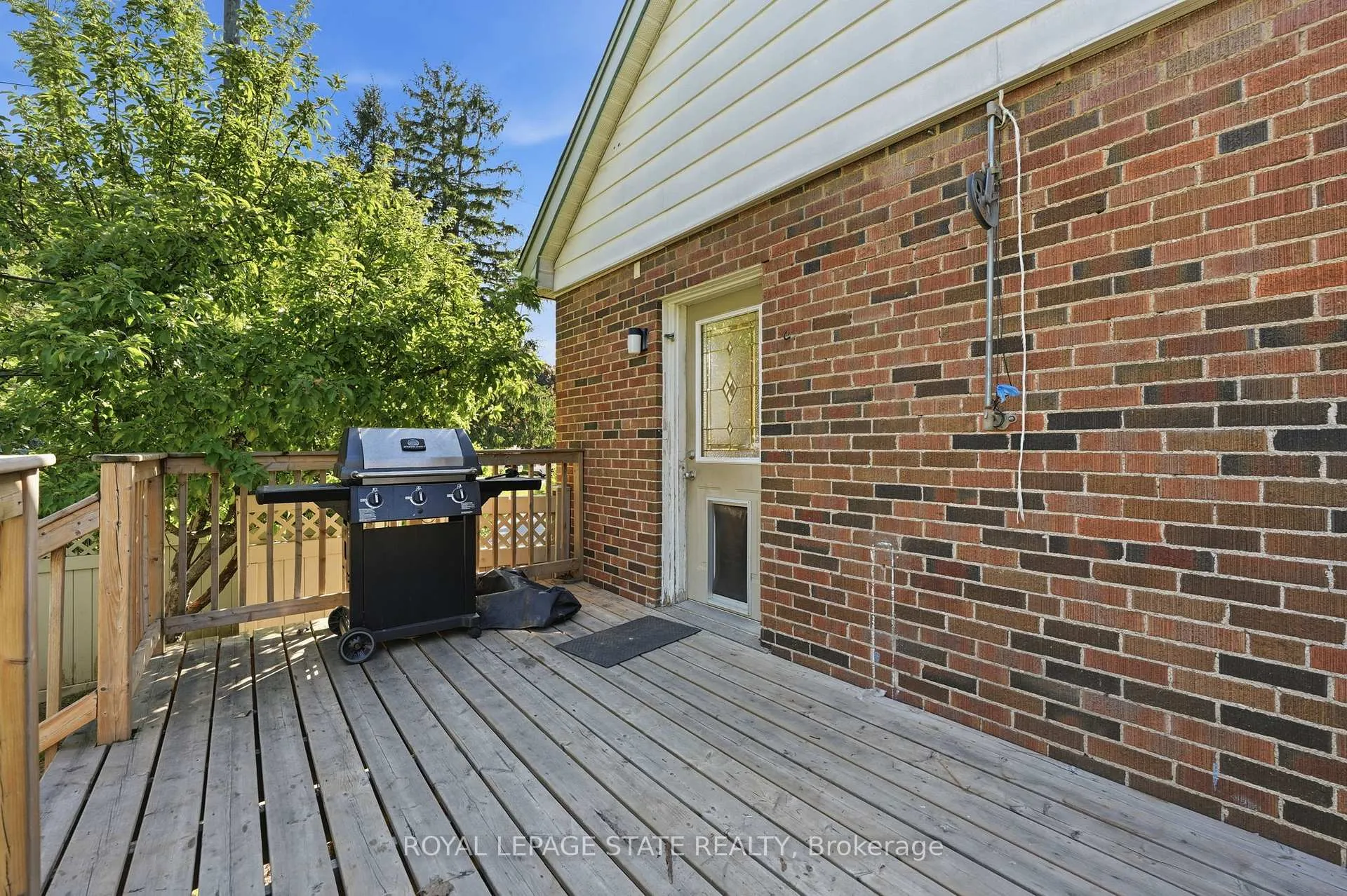 Photo 40 of 352 Parkside Drive, Hamilton, Waterdown — HOMEH