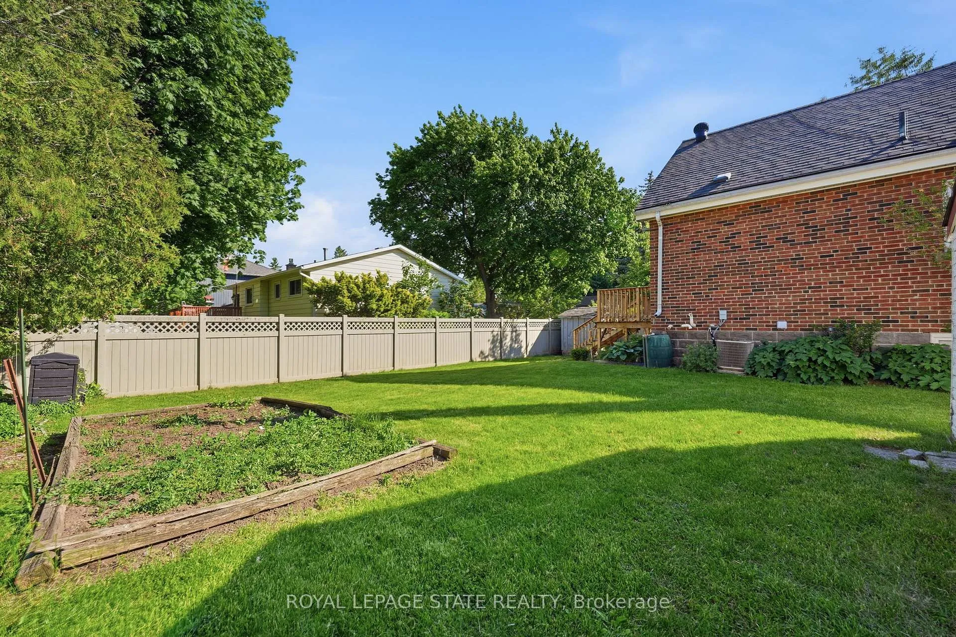 Photo 44 of 352 Parkside Drive, Hamilton, Waterdown — HOMEH