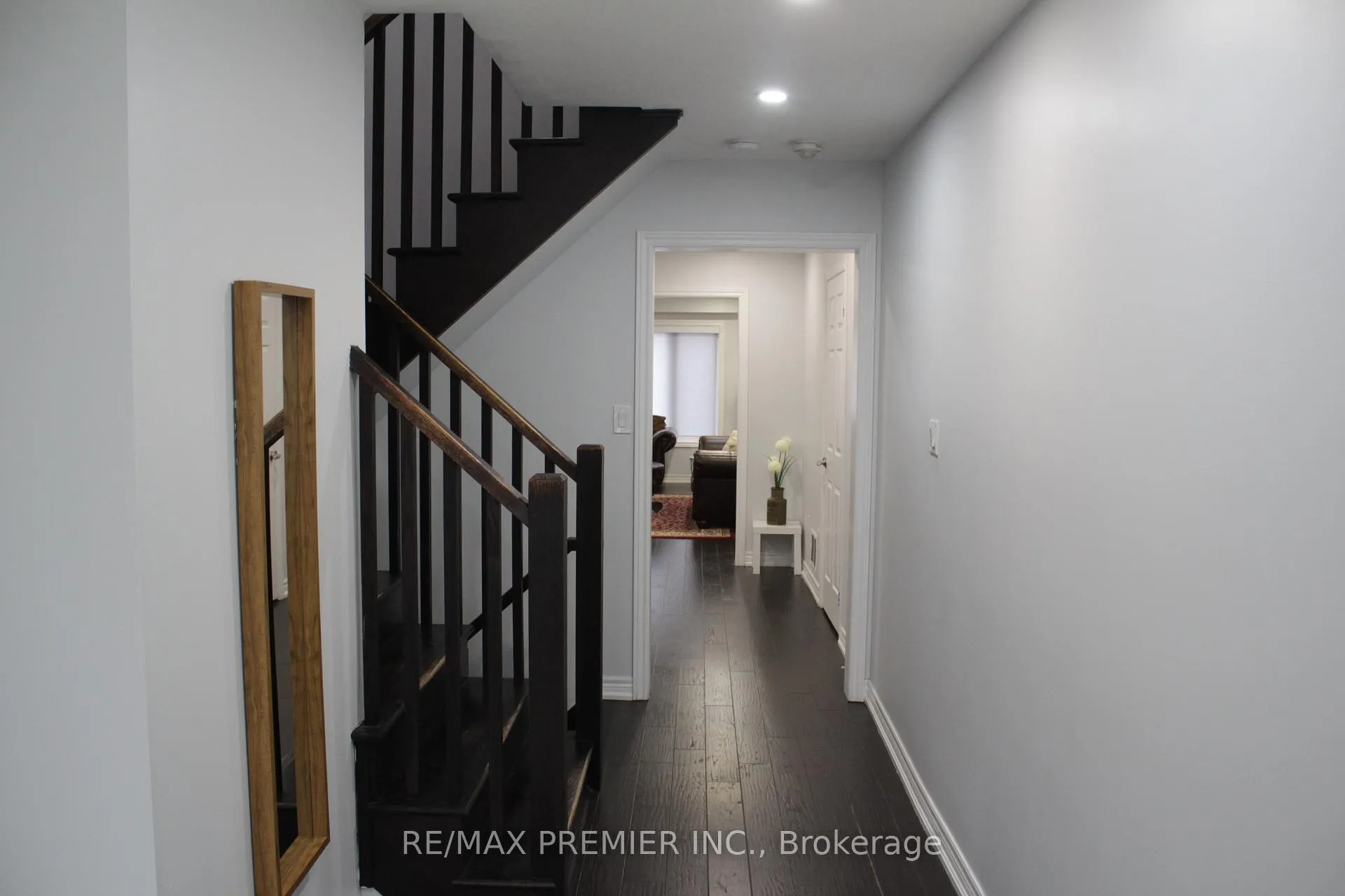 Photo 5 of 51 Mullholland Avenue, Cambridge — HOMEH