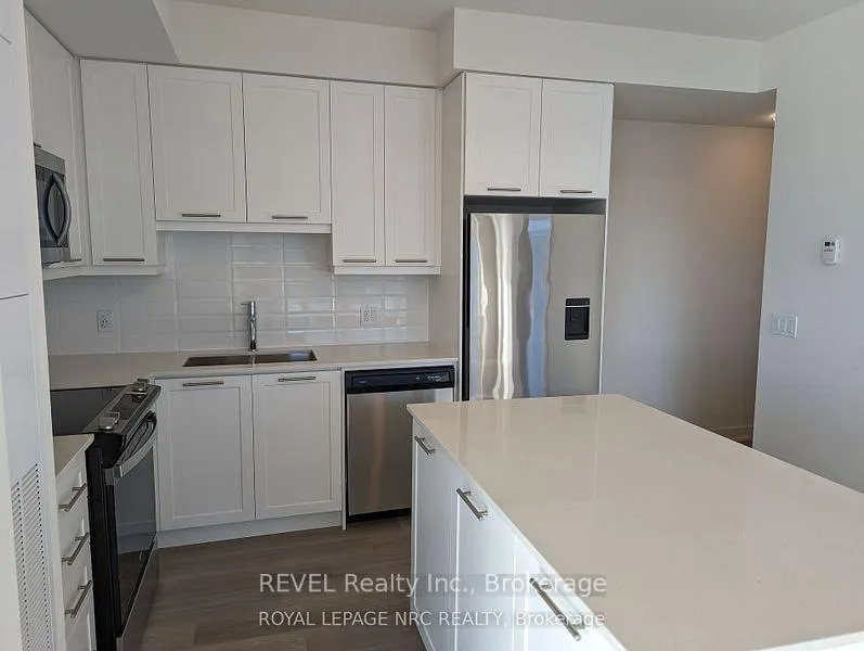 Photo 8 of Unit 1302, 385 Winston Road, Grimsby, Grimsby Beach — HOMEH