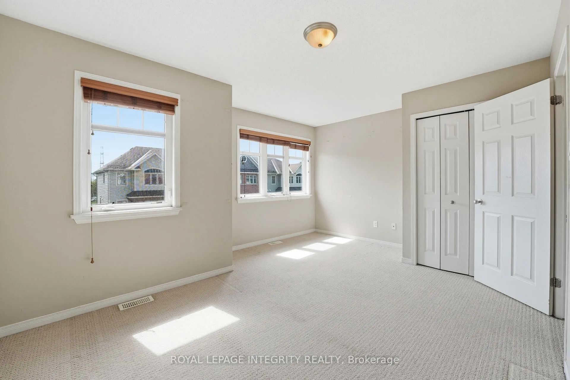 Photo 27 of Unit 11, 642 Reardon Private, Ottawa, Heron Gate/Industrial Park — HOMEH