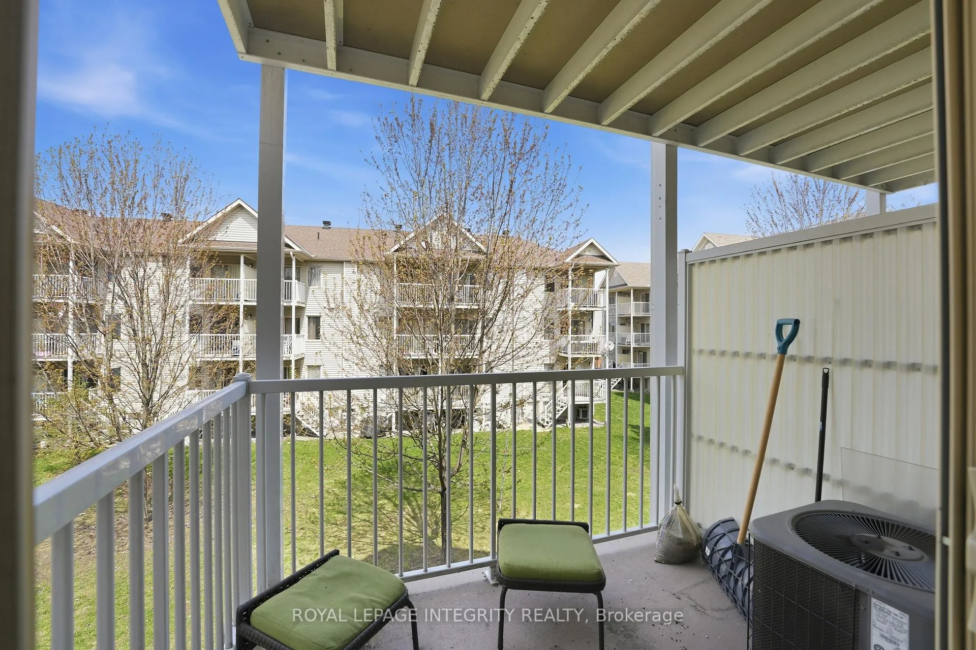 Photo 29 of Unit 11, 642 Reardon Private, Ottawa, Heron Gate/Industrial Park — HOMEH