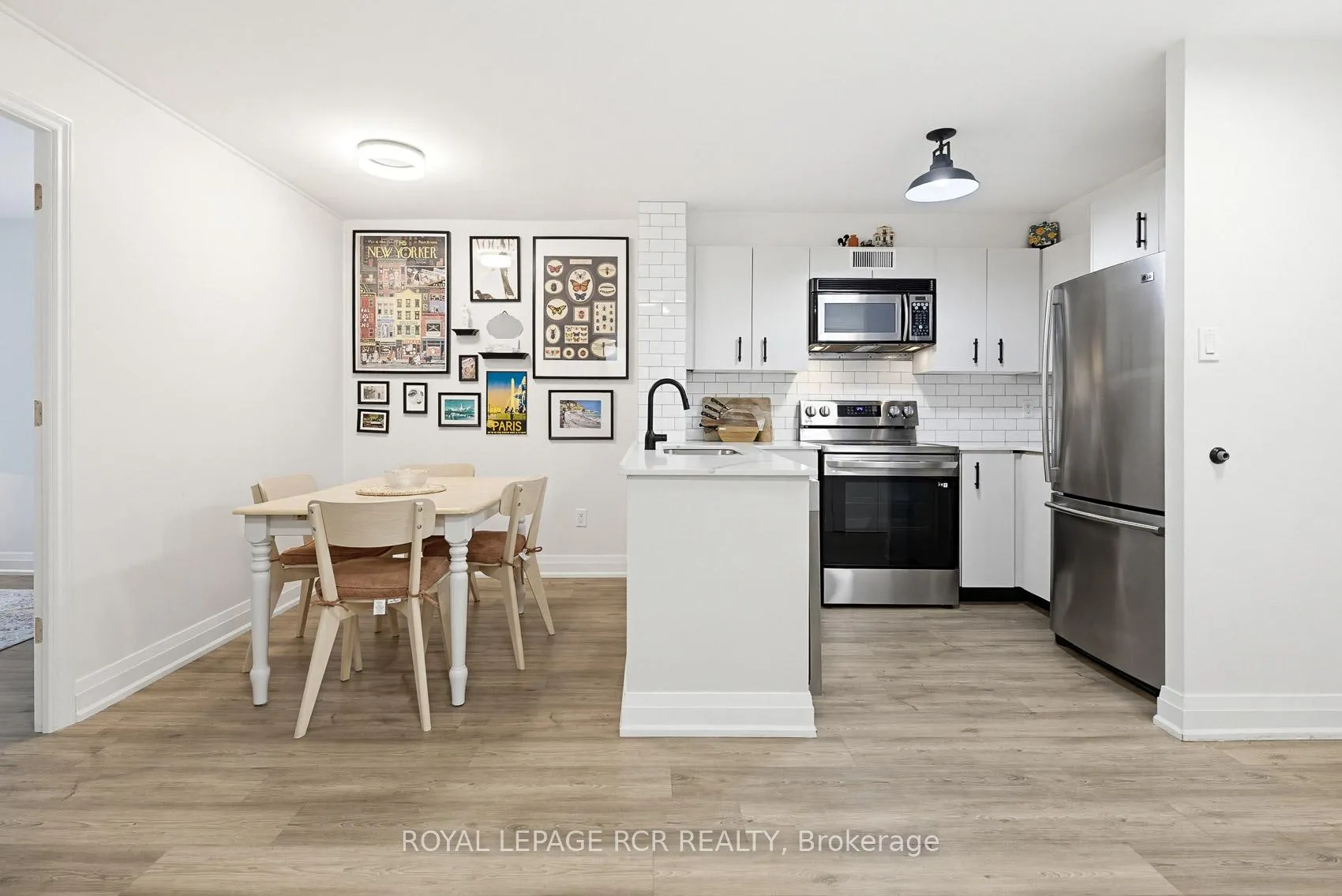 Photo of Unit 804, 105 Victoria Street