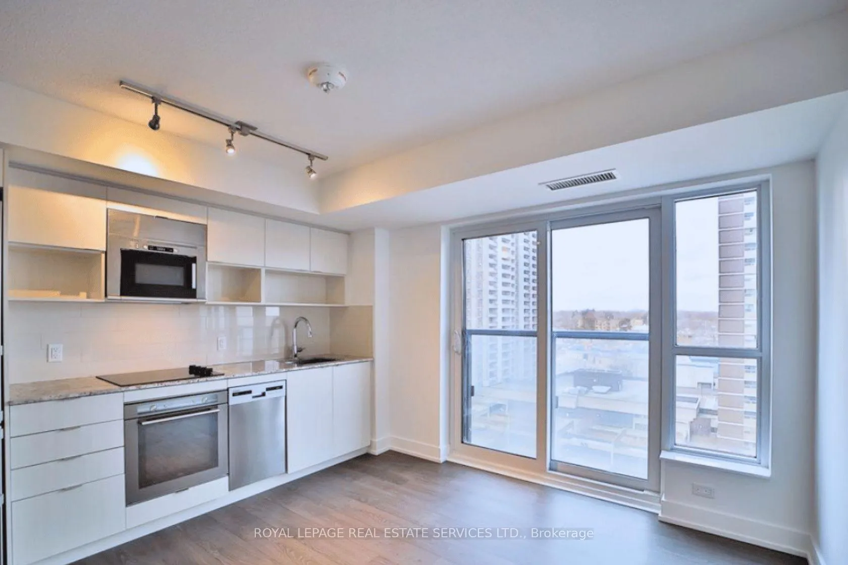 Photo 3 of Unit 803, 7 Mabelle Avenue, Etobicoke, Islington-City Centre West — HOMEH