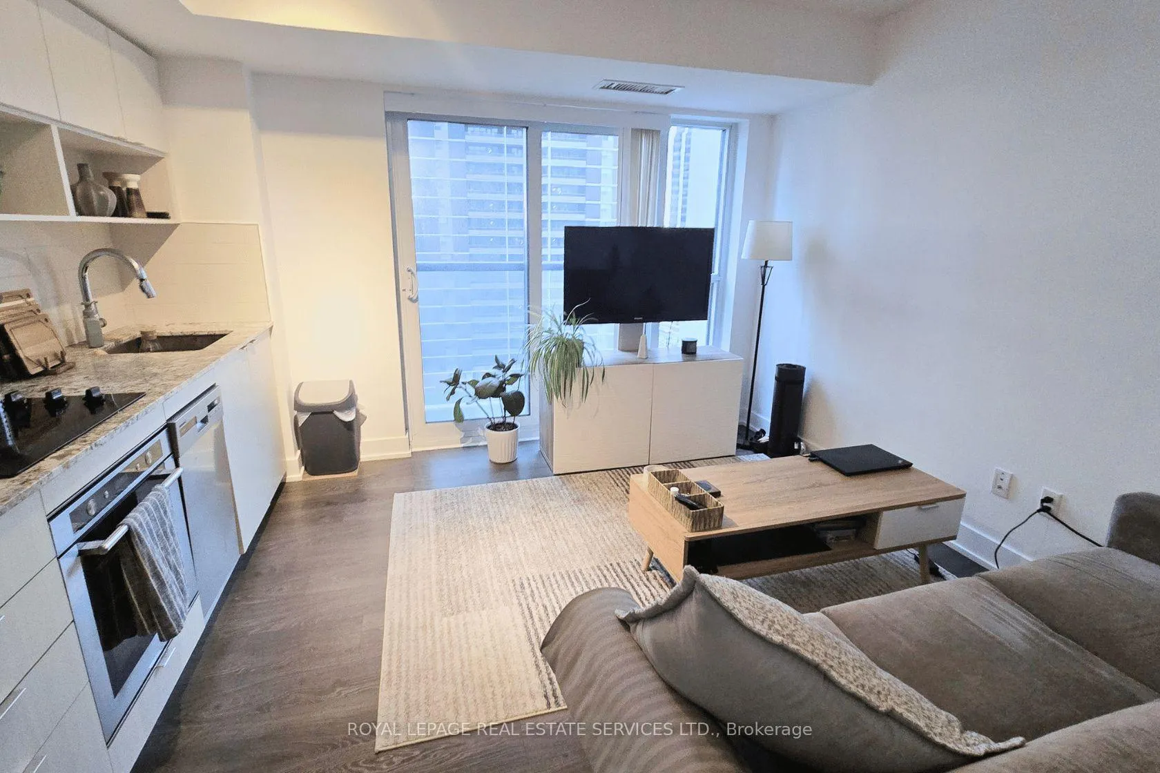 Photo 5 of Unit 803, 7 Mabelle Avenue, Etobicoke, Islington-City Centre West — HOMEH