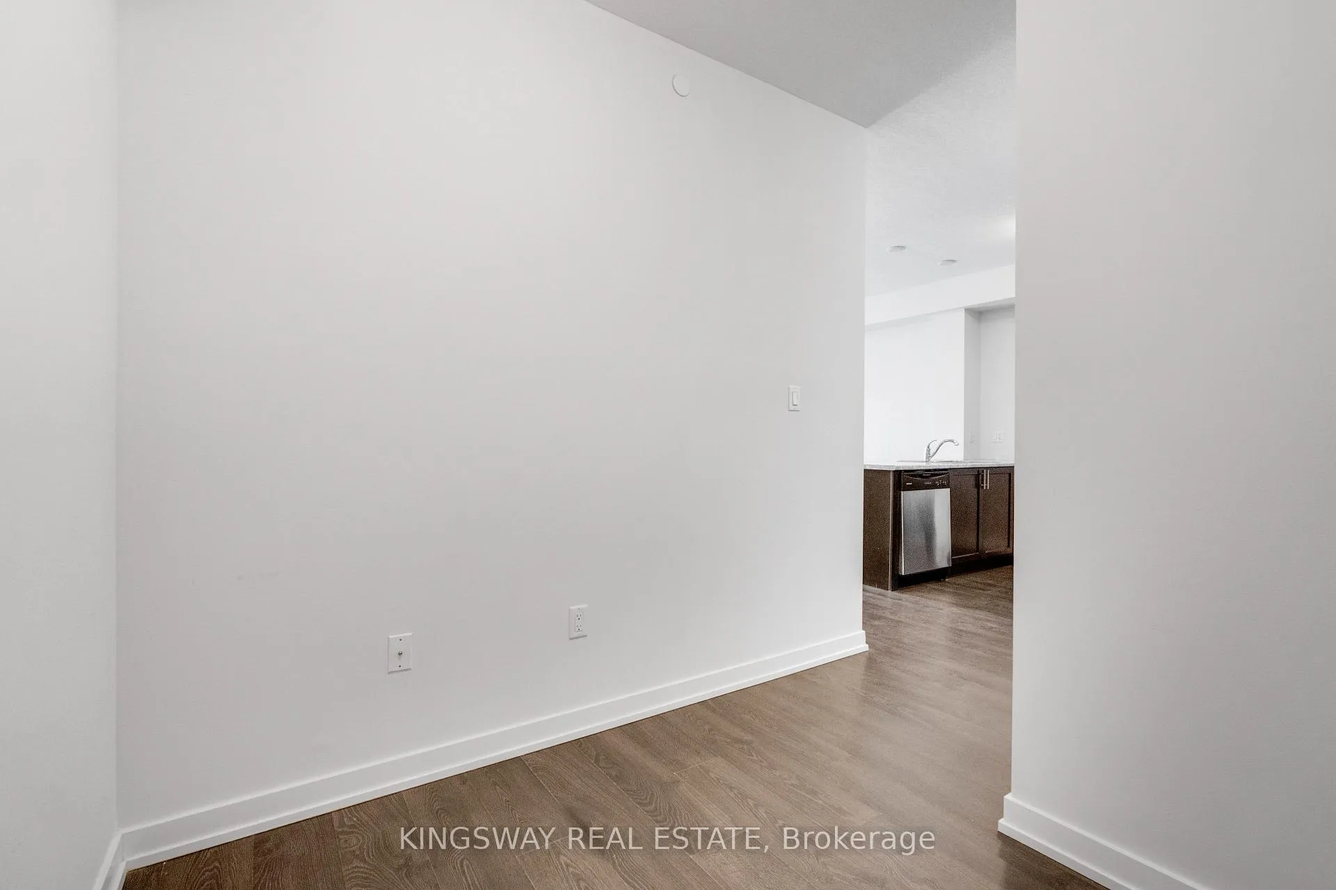 Photo 21 of Unit 109, 125 Shoreview Place, Hamilton, Lakeshore — HOMEH