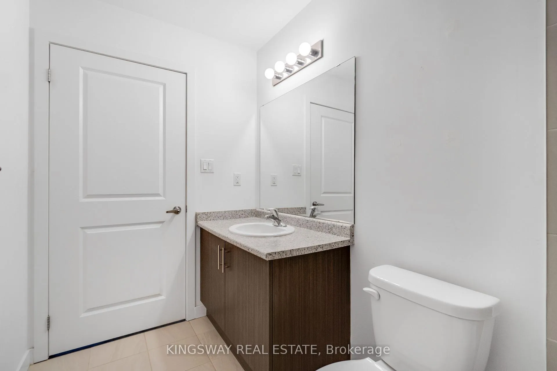 Photo 24 of Unit 109, 125 Shoreview Place, Hamilton, Lakeshore — HOMEH