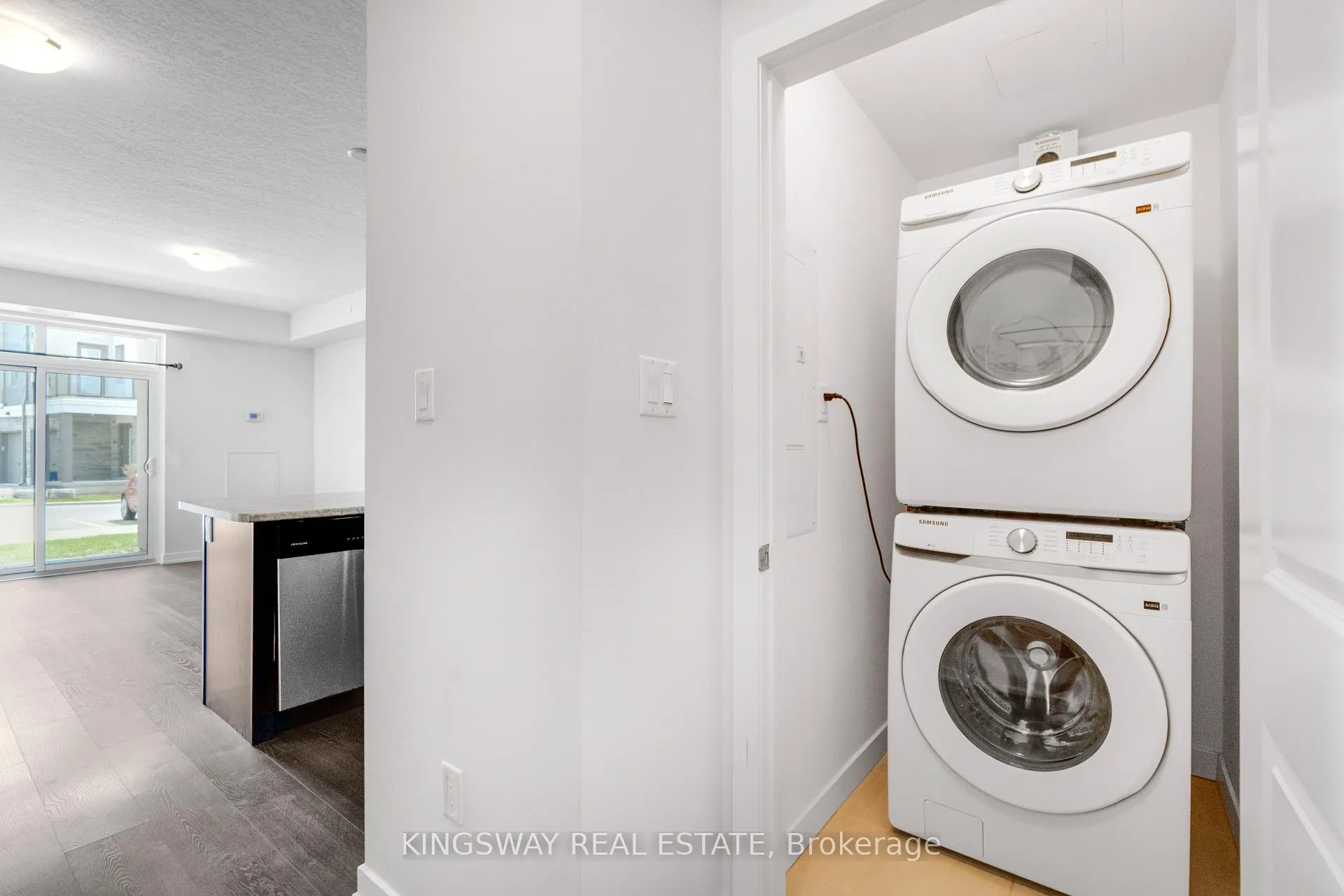Photo 25 of Unit 109, 125 Shoreview Place, Hamilton, Lakeshore — HOMEH