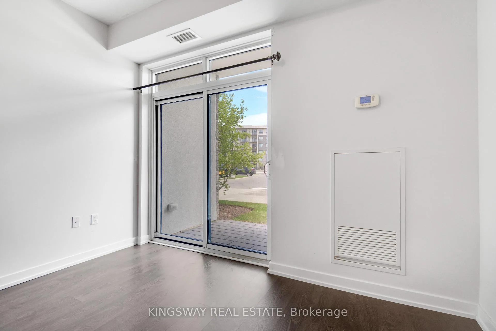 Photo 26 of Unit 109, 125 Shoreview Place, Hamilton, Lakeshore — HOMEH