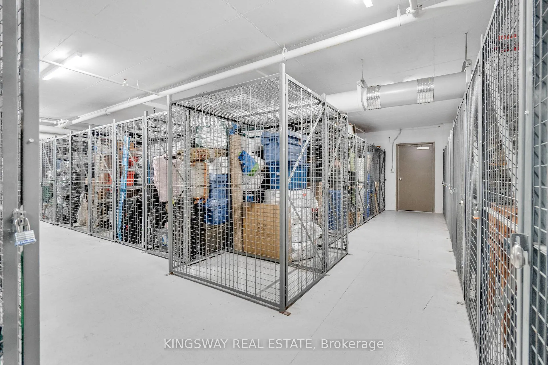 Photo 36 of Unit 109, 125 Shoreview Place, Hamilton, Lakeshore — HOMEH