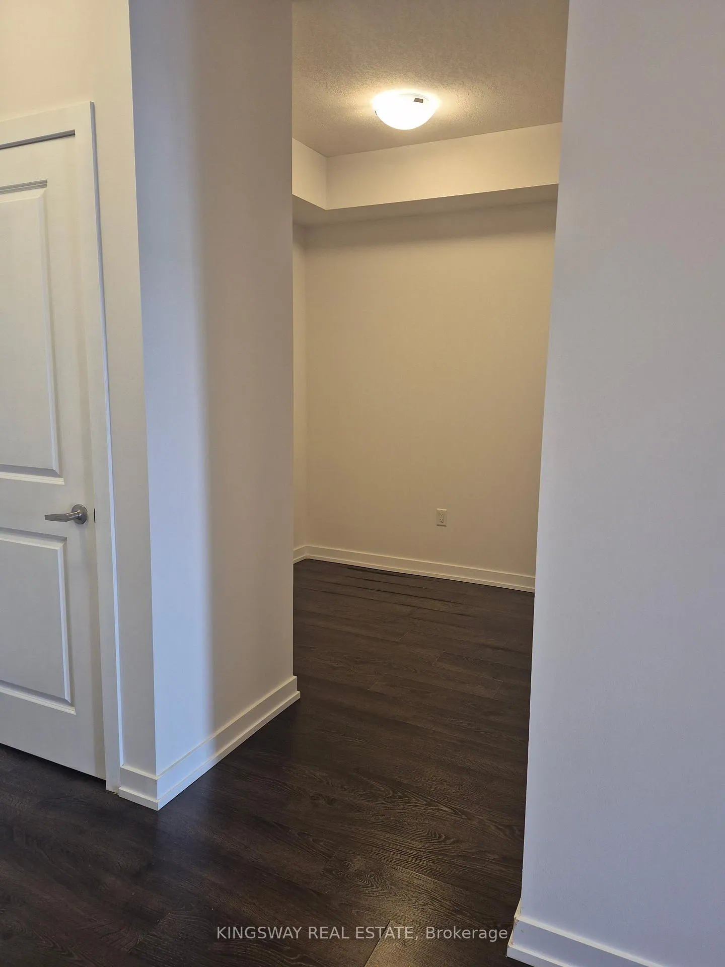 Photo 48 of Unit 109, 125 Shoreview Place, Hamilton, Lakeshore — HOMEH