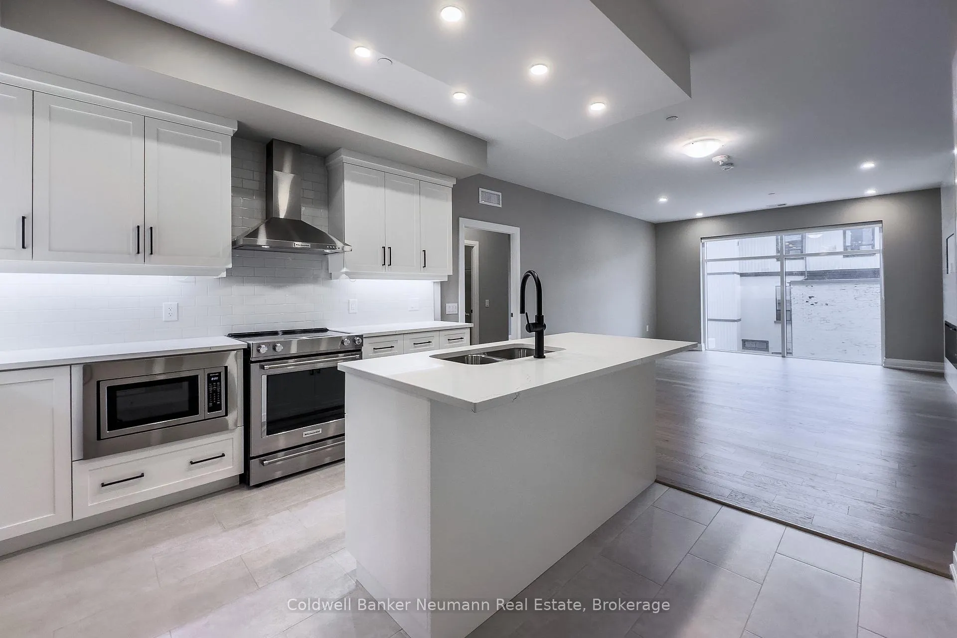 Photo 5 of Unit 209, 71 Wyndham Street S, Guelph, St. Patrick's Ward — HOMEH