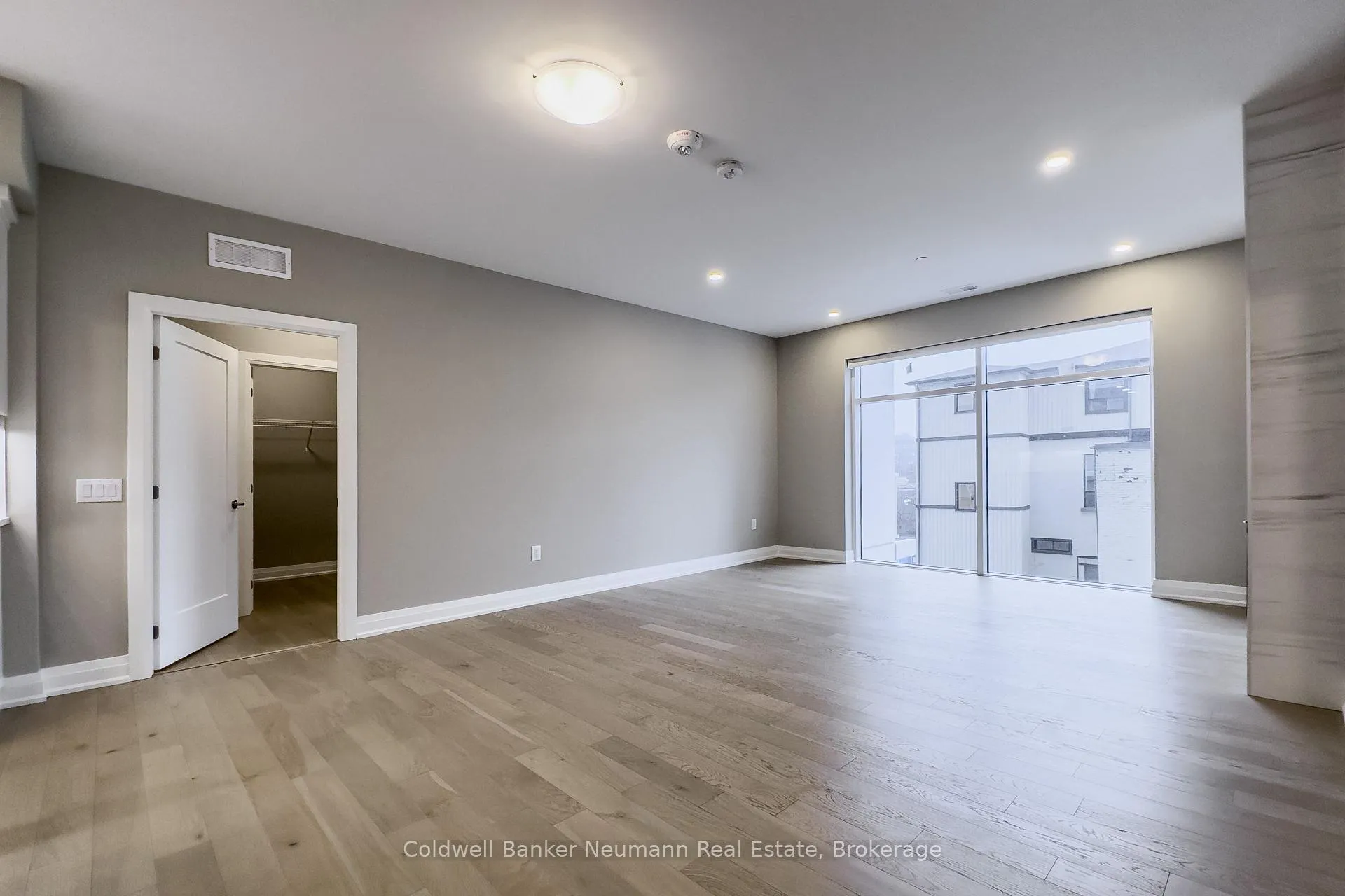 Photo 7 of Unit 209, 71 Wyndham Street S, Guelph, St. Patrick's Ward — HOMEH