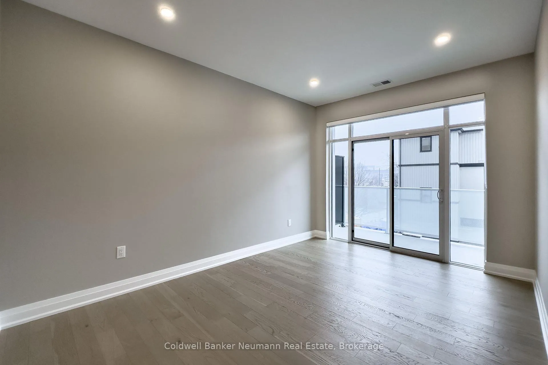 Photo 10 of Unit 209, 71 Wyndham Street S, Guelph, St. Patrick's Ward — HOMEH