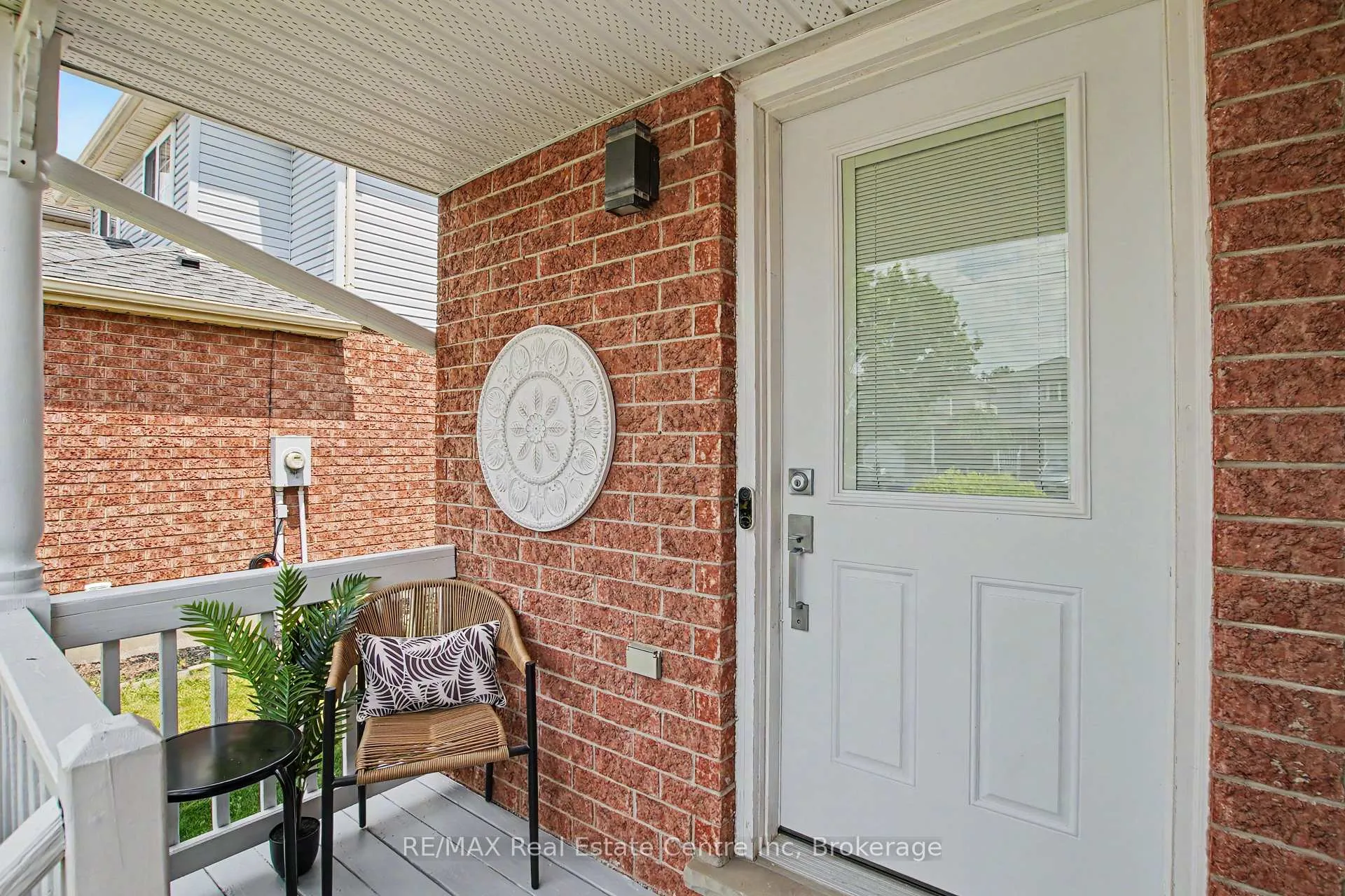 Photo 6 of 74 Activa Avenue, Kitchener — HOMEH