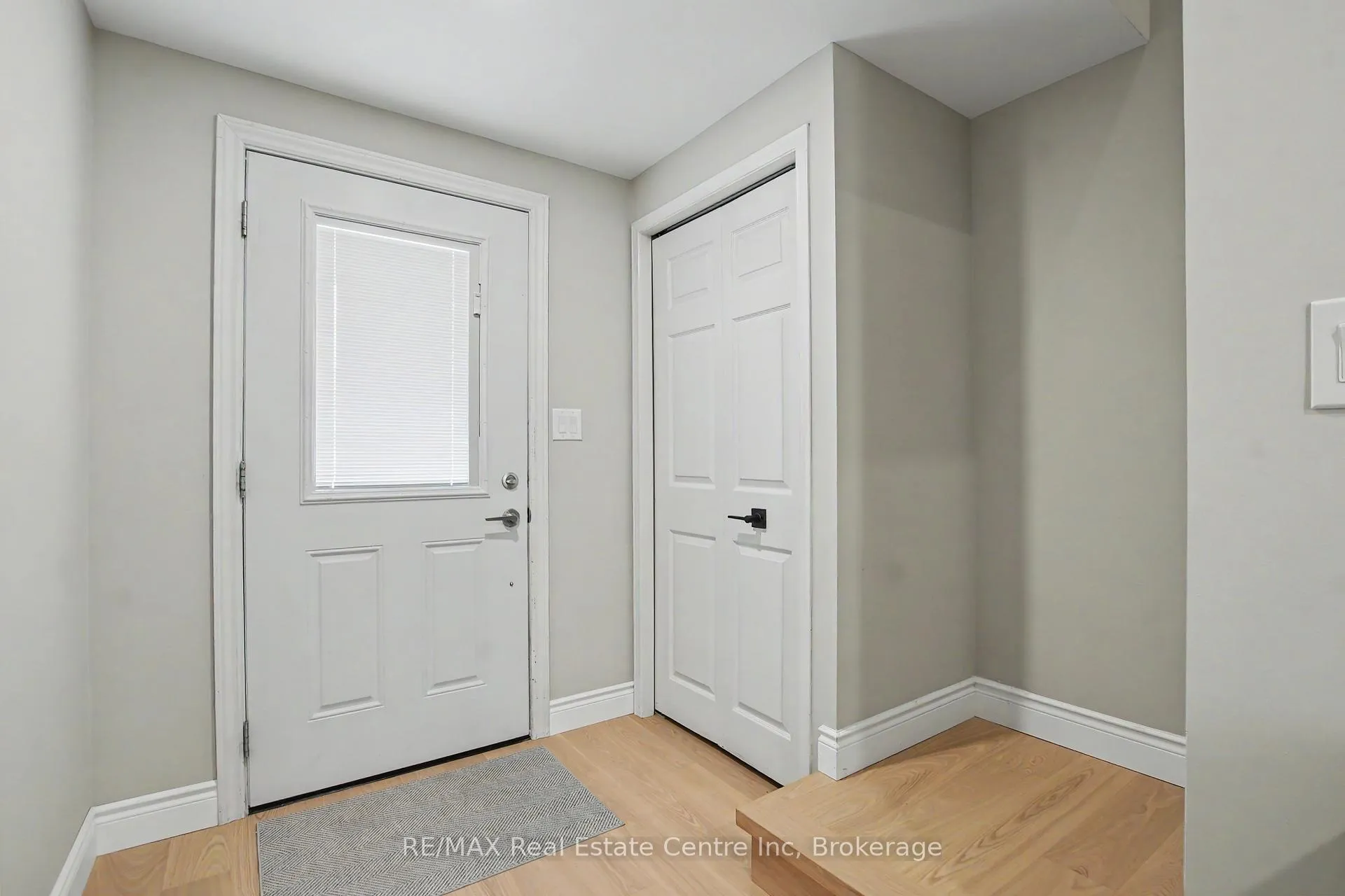 Photo 7 of 74 Activa Avenue, Kitchener — HOMEH