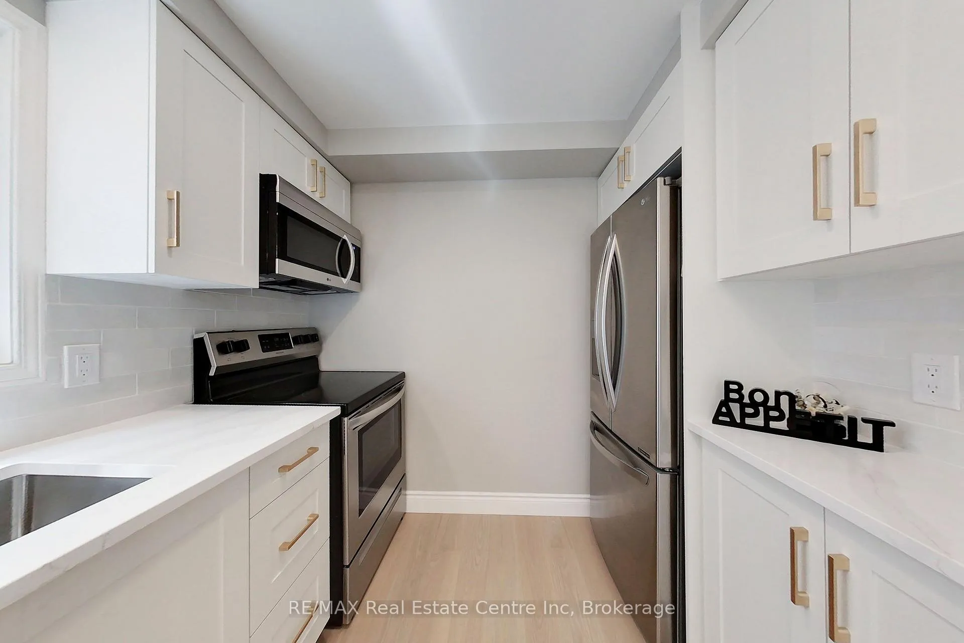 Photo 12 of 74 Activa Avenue, Kitchener — HOMEH