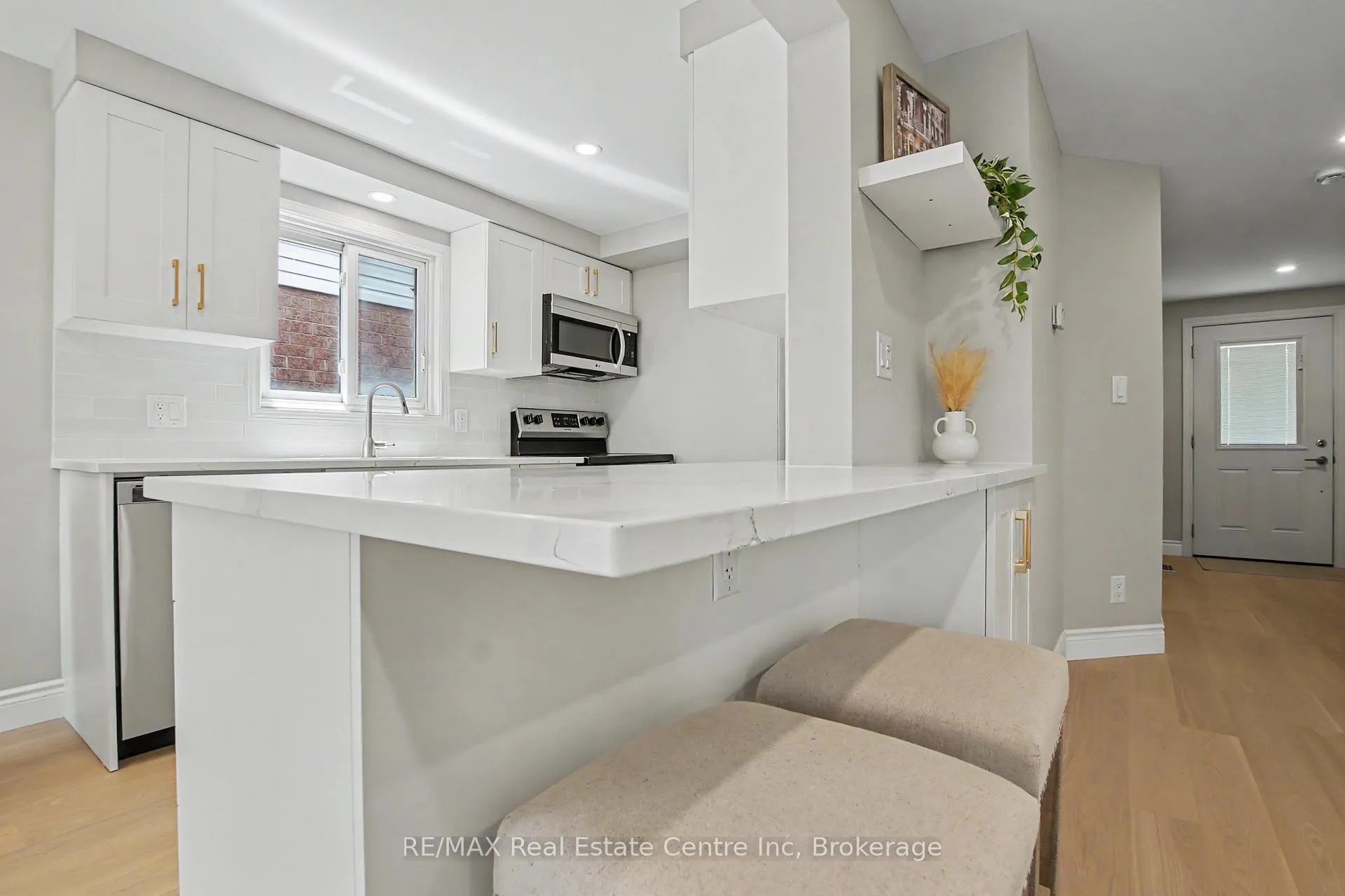 Photo 13 of 74 Activa Avenue, Kitchener — HOMEH