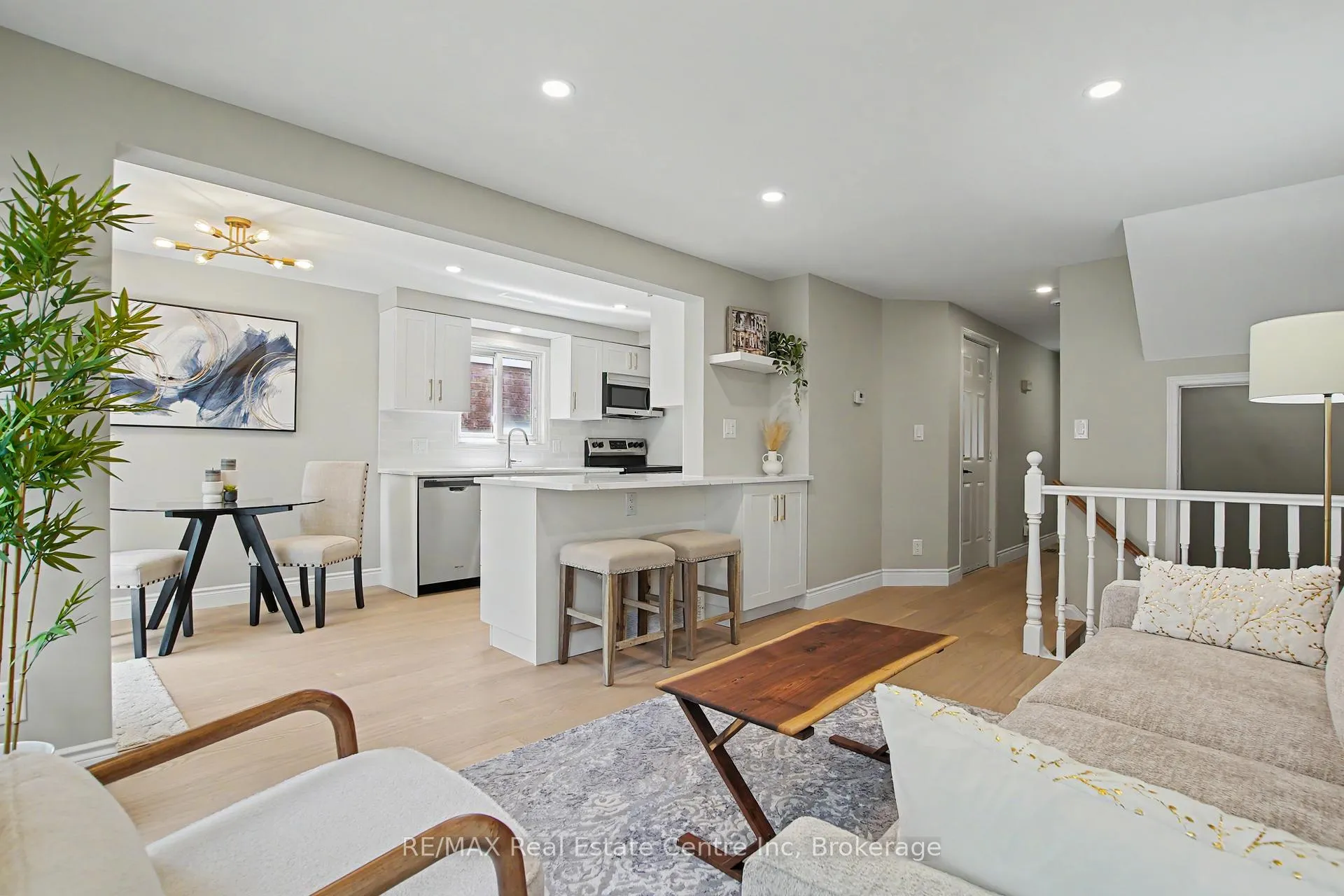 Photo 16 of 74 Activa Avenue, Kitchener — HOMEH