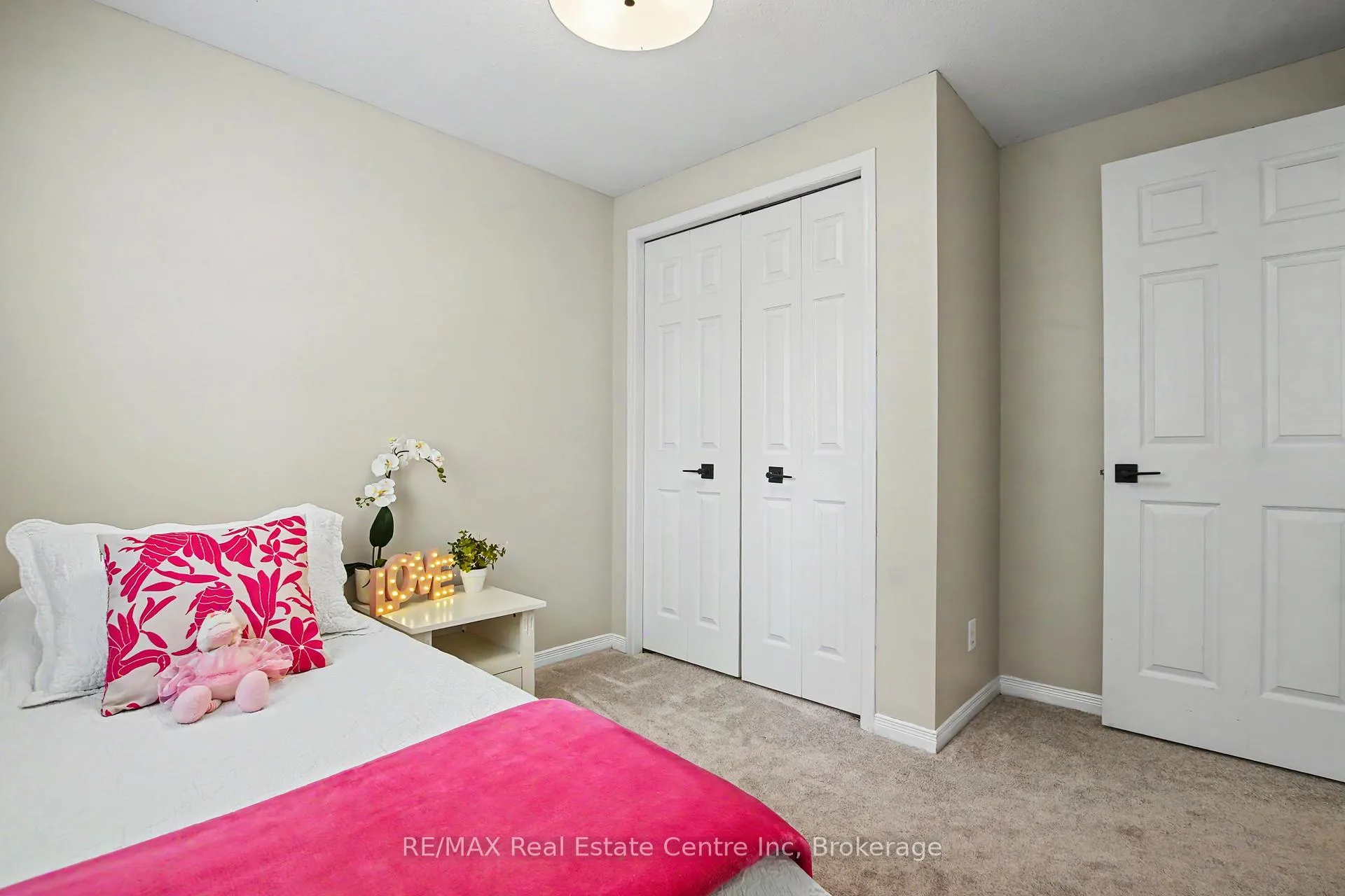 Photo 24 of 74 Activa Avenue, Kitchener — HOMEH