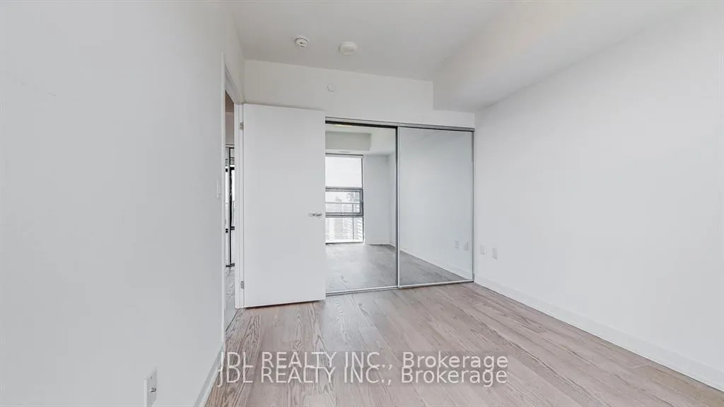 Photo 6 of Unit 3401, 11 Wellesley Street, Toronto, Bay Street Corridor — HOMEH