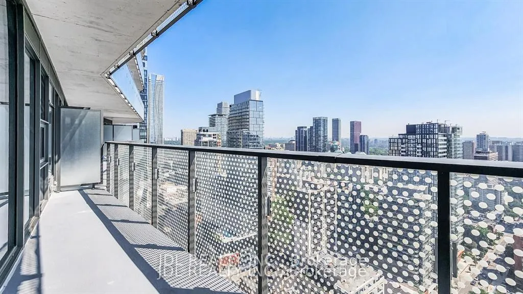 Photo 11 of Unit 3401, 11 Wellesley Street, Toronto, Bay Street Corridor — HOMEH