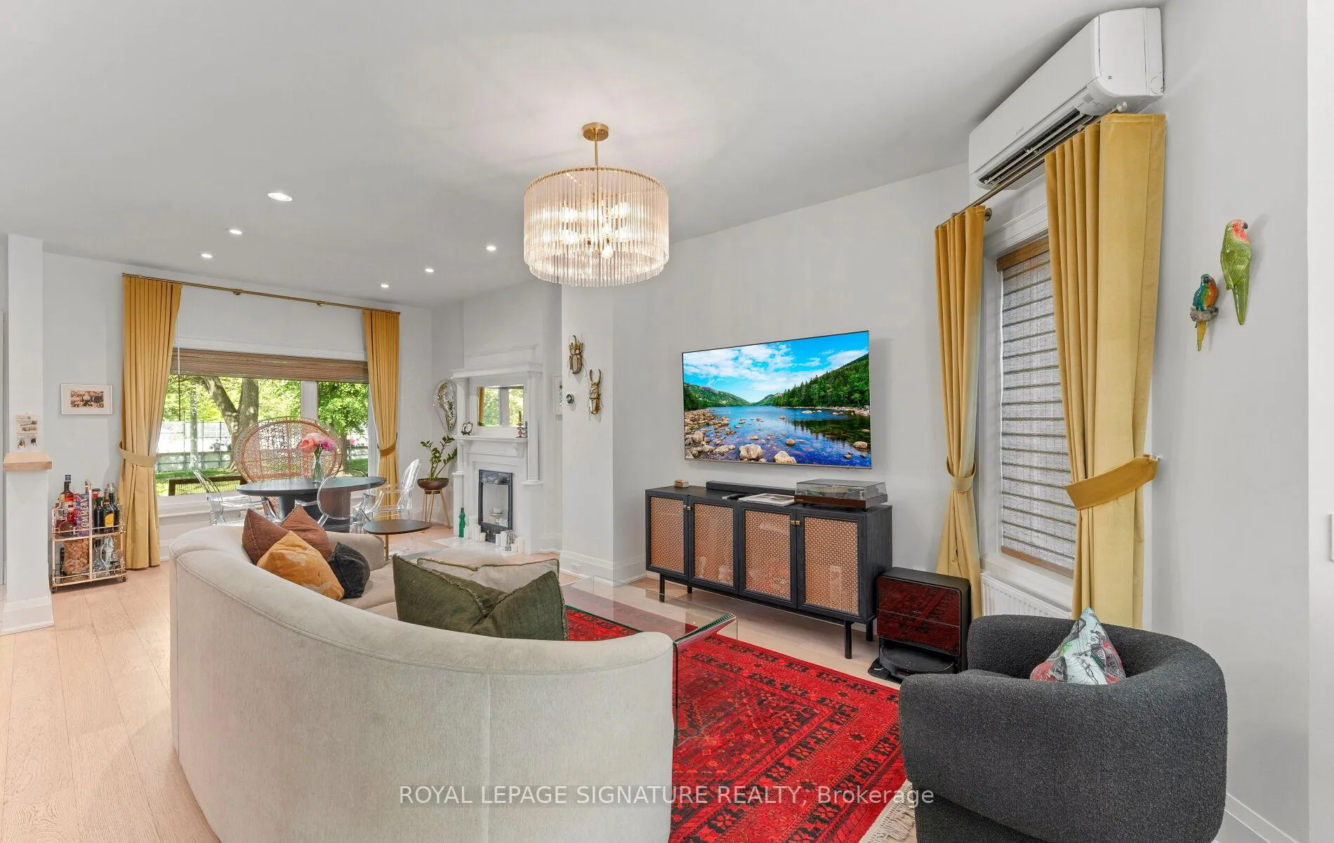 Photo 3 of 107 Gore Vale Avenue, Toronto, Trinity-Bellwoods — HOMEH