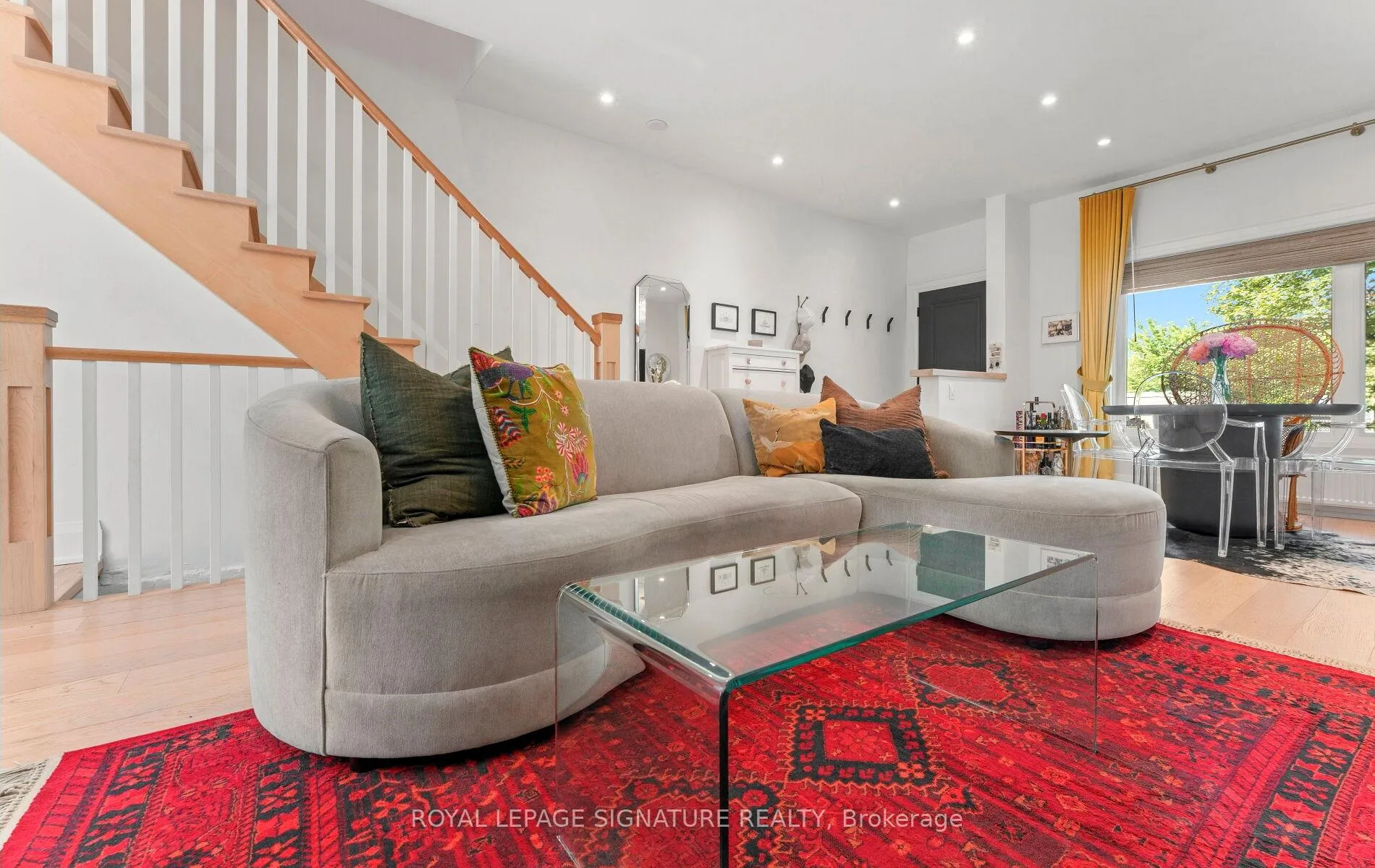 Photo 4 of 107 Gore Vale Avenue, Toronto, Trinity-Bellwoods — HOMEH