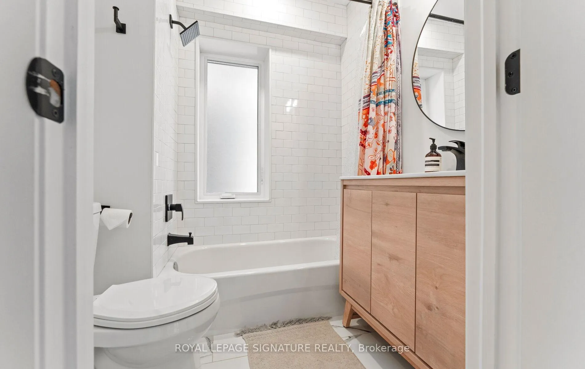 Photo 17 of 107 Gore Vale Avenue, Toronto, Trinity-Bellwoods — HOMEH