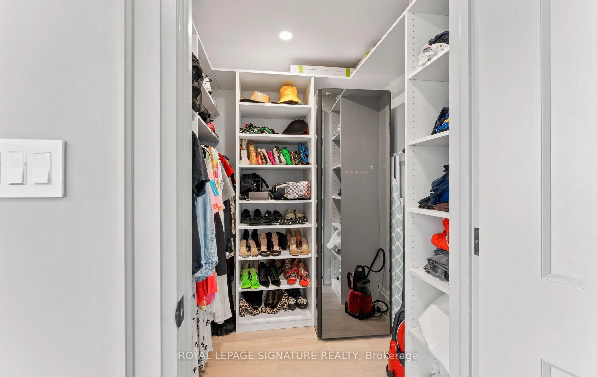 Photo 18 of 107 Gore Vale Avenue, Toronto, Trinity-Bellwoods — HOMEH