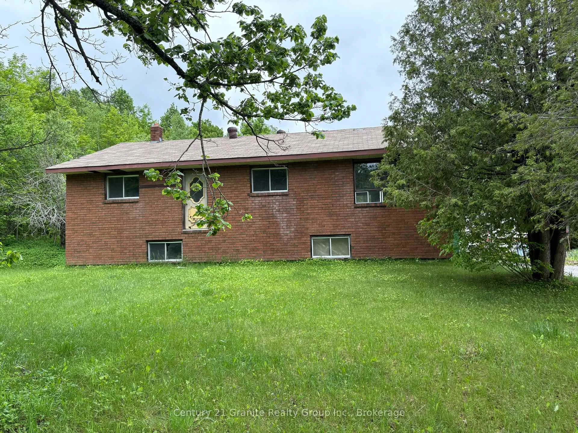 Photo 2 of 577 Lakeview Road, Bancroft, Dungannon Ward — HOMEH