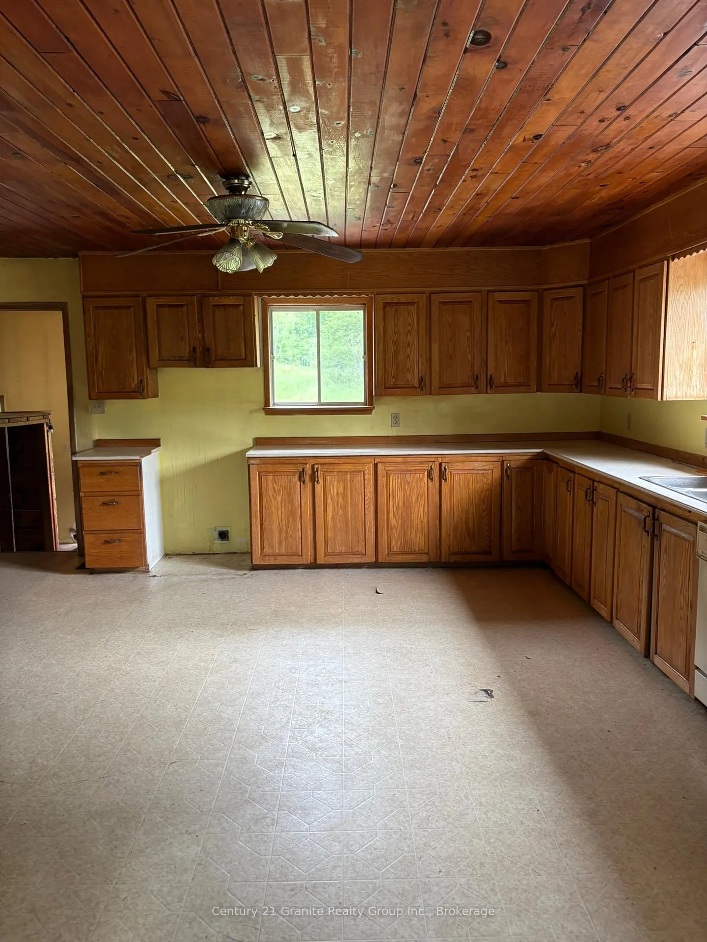 Photo 18 of 577 Lakeview Road, Bancroft, Dungannon Ward — HOMEH